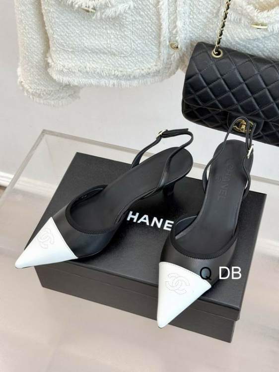 Picture of Chanel Shoes _SKUChanelsz35-40DB04472866